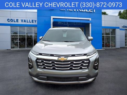 New 2027 Chevrolet Equinox LT w/ Convenience Package II FWD image 2