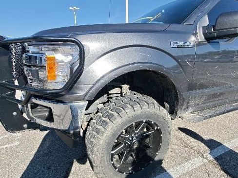 Used 2018 Ford F150 Lariat w/ Trailer Tow Package AWD/4WD image 3