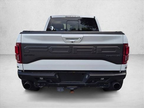 Used 2018 Ford F150 Raptor w/ Equipment Group 802A Luxury AWD/4WD image 6