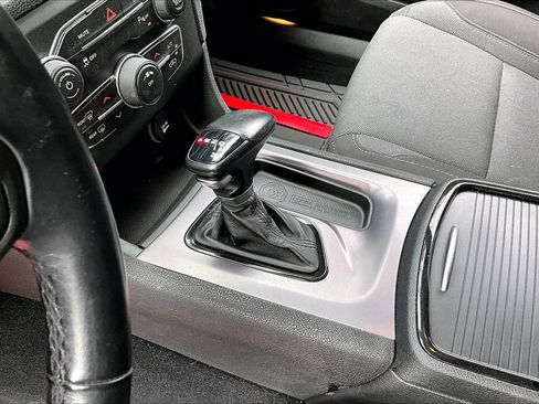 Used 2020 Dodge Charger SXT w/ Blacktop Package RWD image 15