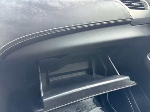 Used 2019 Chevrolet Tahoe LS RWD image 32