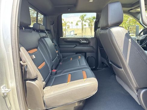 Used 2024 GMC Sierra 2500 AT4 w/ AT4 Premium Plus Package image 37