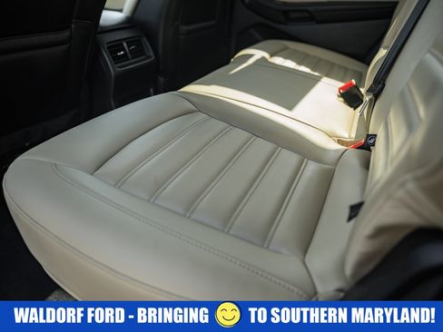 Certified 2024 Ford Edge SEL w/ Convenience Package image 37