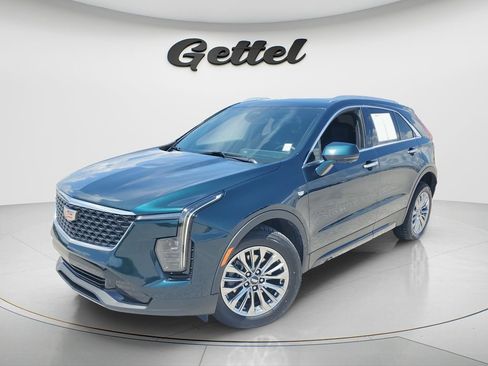 Used 2025 Cadillac XT4 Premium Luxury FWD image 1