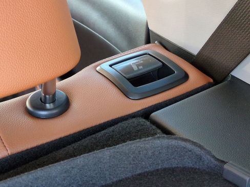 Used 2025 Kia Soul EX image 30