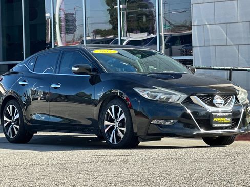 Used 2017 Nissan Maxima 3.5 SV image 2