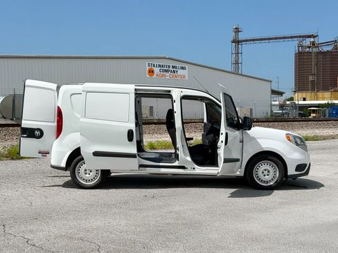 Used 2022 RAM ProMaster City Tradesman FWD image 6