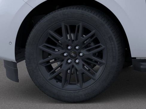 New 2026 Ford Expedition Platinum w/ Stealth Appearance Package image 19