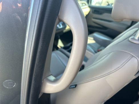 Used 2018 Honda Odyssey EX-L image 36