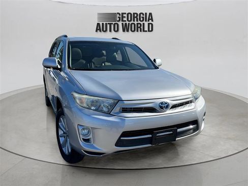 Used 2013 Toyota Highlander Limited image 7