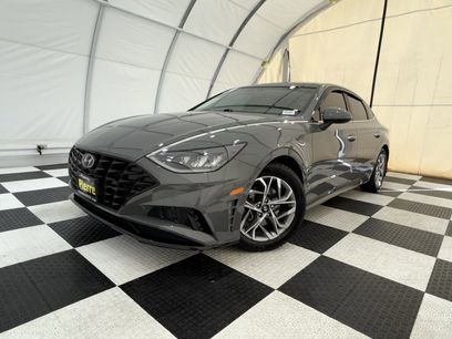 Used 2020 Hyundai Sonata SEL w/ Premium + Sunroof Package