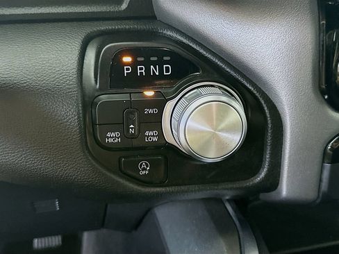Used 2024 RAM 1500 Laramie AWD/4WD image 16