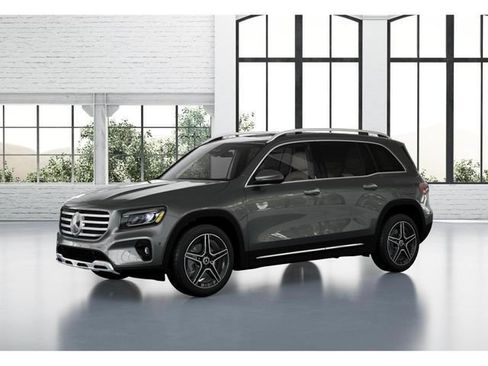 Used 2026 Mercedes-Benz GLB 250 4MATIC image 38