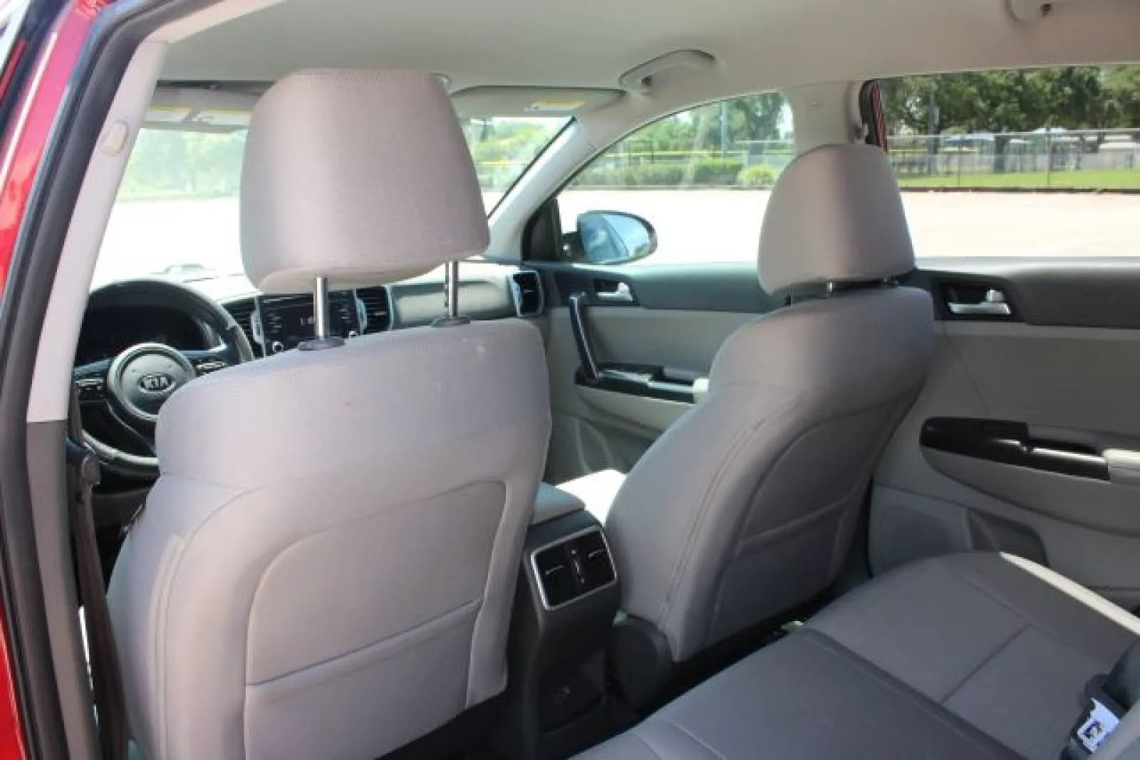 Used 2019 Kia Sportage LX FWD image 17