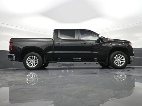 Used 2023 Chevrolet Silverado 1500 LT w/ Z71 Off-Road Package image 28