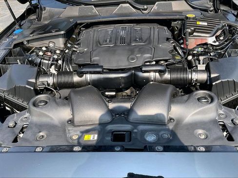 Used 2018 Jaguar XJ R-Sport RWD image 30