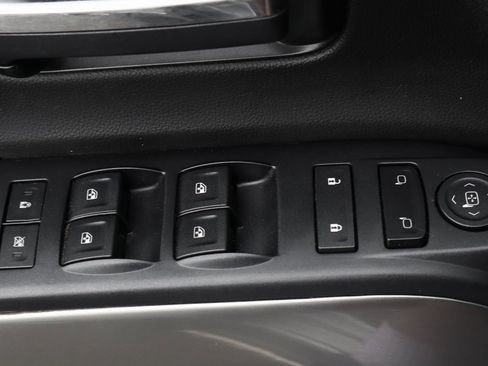 Used 2015 Chevrolet Silverado 1500 LT w/ LT Convenience Package image 18