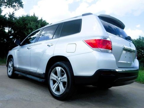 Used 2013 Toyota Highlander Limited FWD image 11