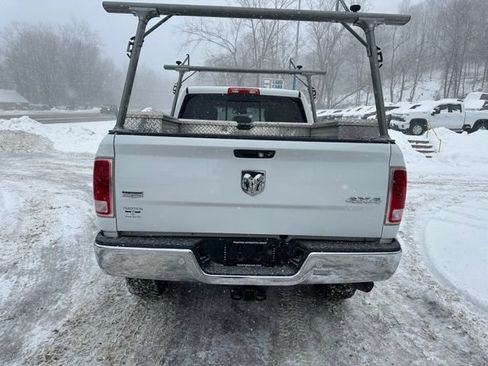 Used 2018 RAM 2500 Laramie AWD/4WD image 4