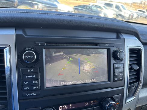 Used 2017 Nissan Titan PRO-4X image 19