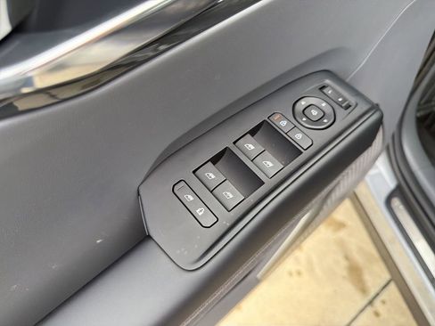 New 2026 Kia EV9 Land AWD/4WD image 17