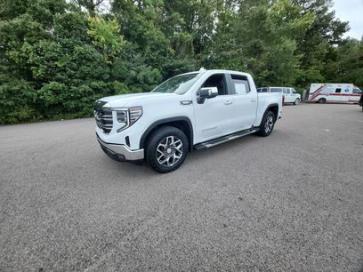 Certified 2023 GMC Sierra 1500 SLT w/ SLT Premium Package
