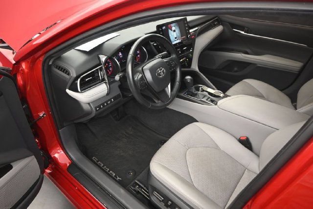 Used 2023 Toyota Camry XSE w/ Navigation Package FWD image 7