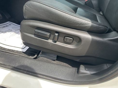 Used 2018 Honda Pilot Touring image 13
