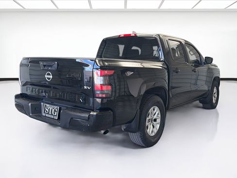 Used 2024 Nissan Frontier SV image 4
