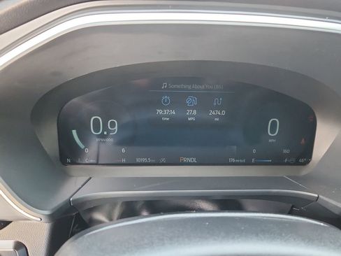 Used 2025 Ford Escape Platinum image 21