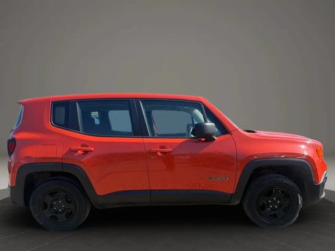 Used 2016 Jeep Renegade Sport w/ Power & Air Group AWD/4WD image 4