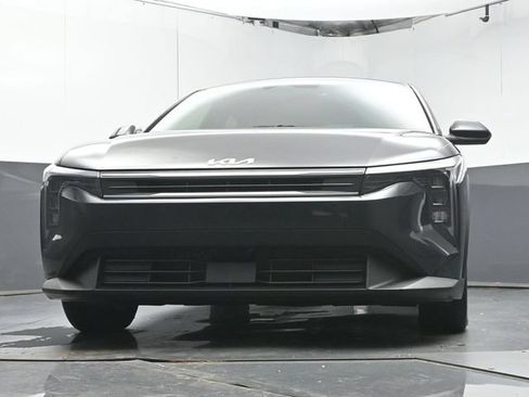 Used 2025 Kia K4 FWD image 31