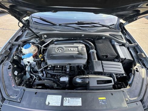 Used 2017 Volkswagen Passat 1.8T R-Line image 24