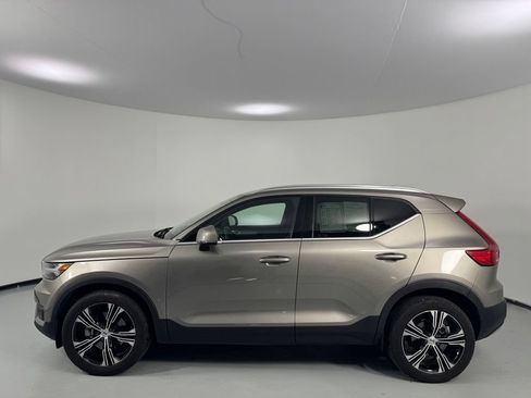 Used 2021 Volvo XC40 T5 Inscription AWD/4WD image 4