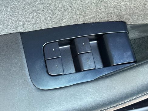 Used 2024 Tesla Model 3 Standard Range RWD image 11