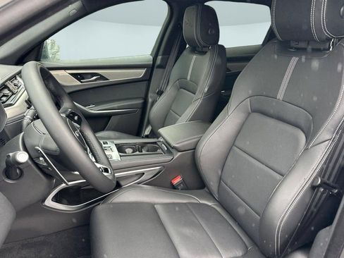 New 2025 Jaguar F-PACE R-Dynamic S AWD/4WD image 4
