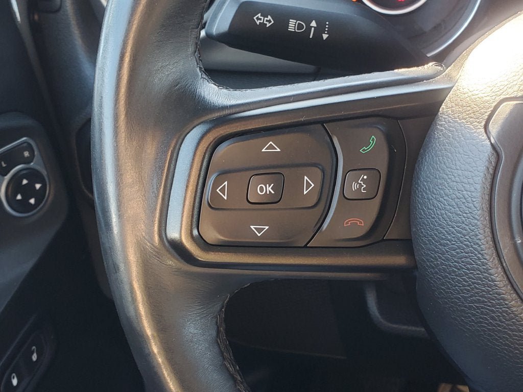 Used 2018 Jeep Wrangler Unlimited Sport S AWD/4WD image 13
