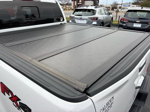 Used 2021 Ford Ranger Lariat w/ Equipment Group 501A High image 8