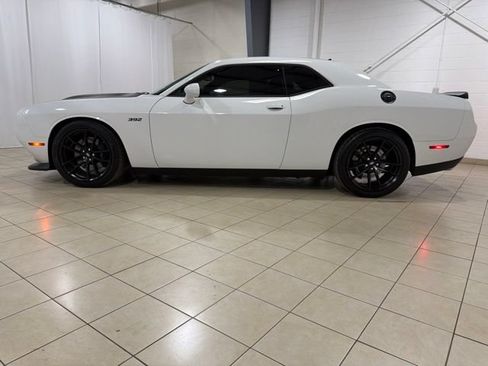 Used 2021 Dodge Challenger R/T Scat Pack w/ T/A Package RWD image 3