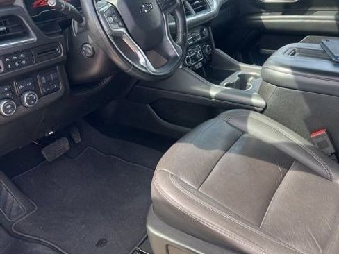 Used 2023 Chevrolet Tahoe Z71 w/ Z71 Off-Road Package image 9