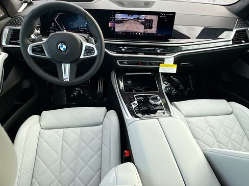 New 2026 BMW X5 xDrive40i w/ Executive Package AWD/4WD image 16