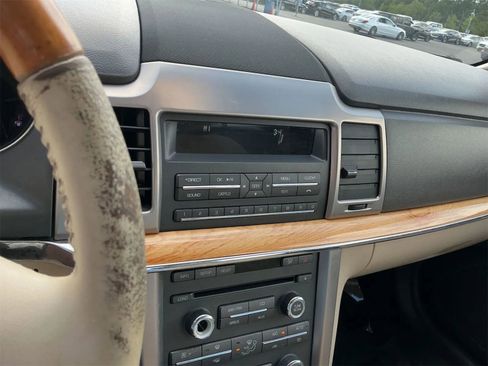 Used 2012 Lincoln MKZ image 7