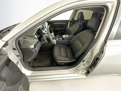 Used 2021 Nissan Altima 2.5 SV FWD image 13