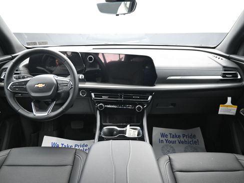 New 2026 Chevrolet Traverse LT w/ Driver Confidence Package FWD image 22