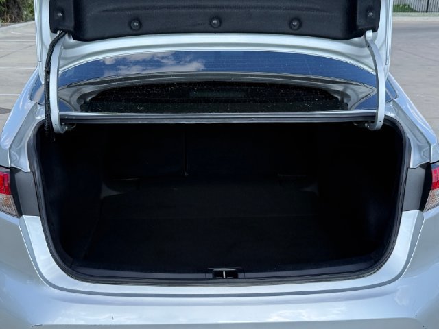 Used 2024 Toyota Corolla LE FWD image 26