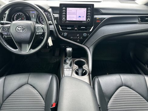 Used 2023 Toyota Camry SE image 13