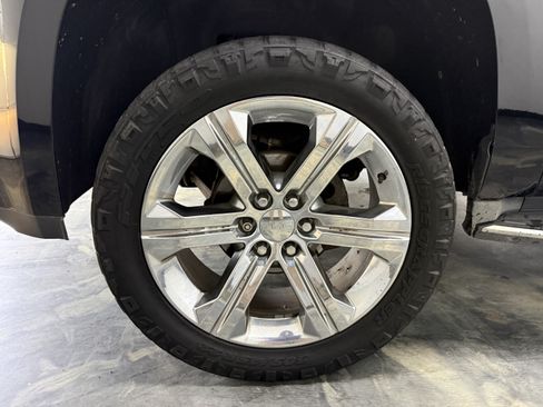 Used 2015 GMC Yukon Denali w/ Open Road Package AWD/4WD image 29