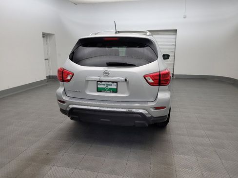 Used 2018 Nissan Pathfinder S FWD image 7