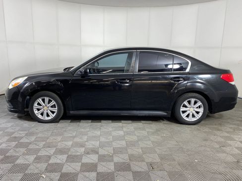 Used 2011 Subaru Legacy 2.5i Premium w/ All-Weather Pkg image 2
