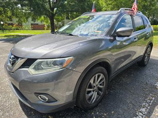 Used 2016 Nissan Rogue SL image 1